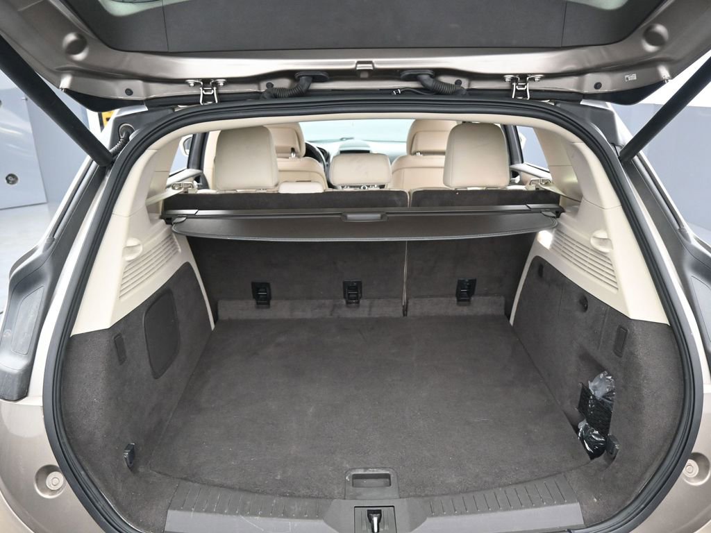 Used 2018 Lincoln MKC Select w/ Select Plus Package image 28