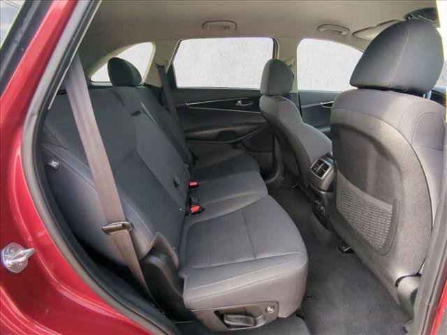 Used 2020 Kia Sorento LX w/ LX I4 Convenience Package image 21