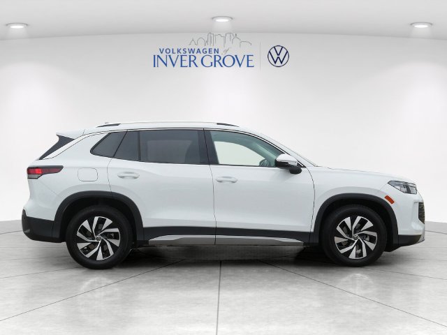 Certified 2026 Volkswagen Tiguan S FWD image 8