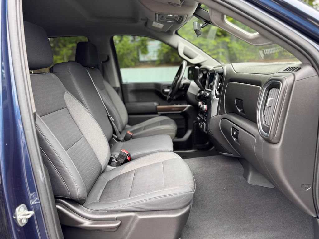 Used 2019 Chevrolet Silverado 1500 LT w/ All-Star Edition AWD/4WD image 27