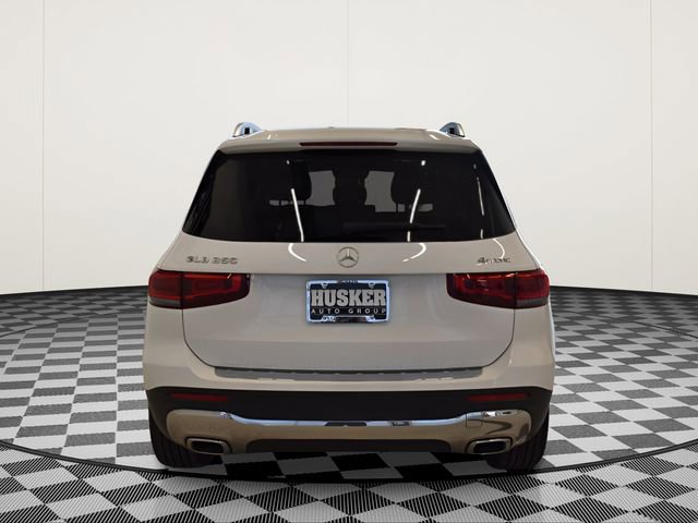 Used 2023 Mercedes-Benz GLB 250 4MATIC image 11