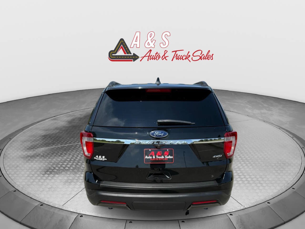 Used 2018 Ford Explorer 4WD image 6