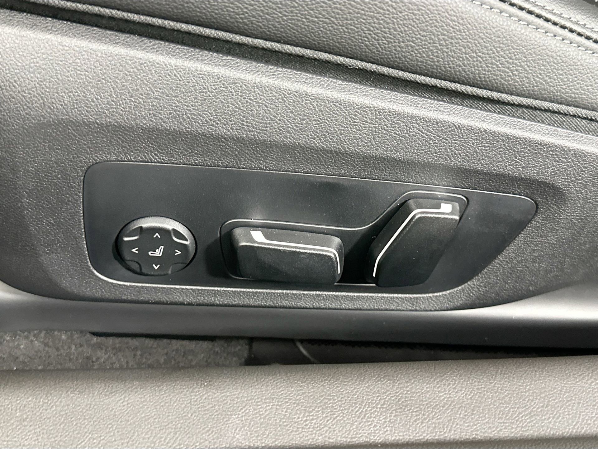 New 2026 BMW 230i xDrive Coupe w/ Premium Package image 19