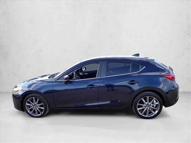 Used 2018 MAZDA MAZDA3 Touring FWD image 2