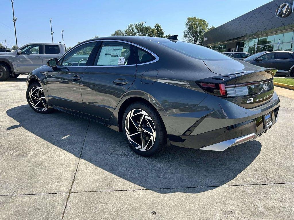 New 2026 Hyundai Sonata SEL FWD image 30
