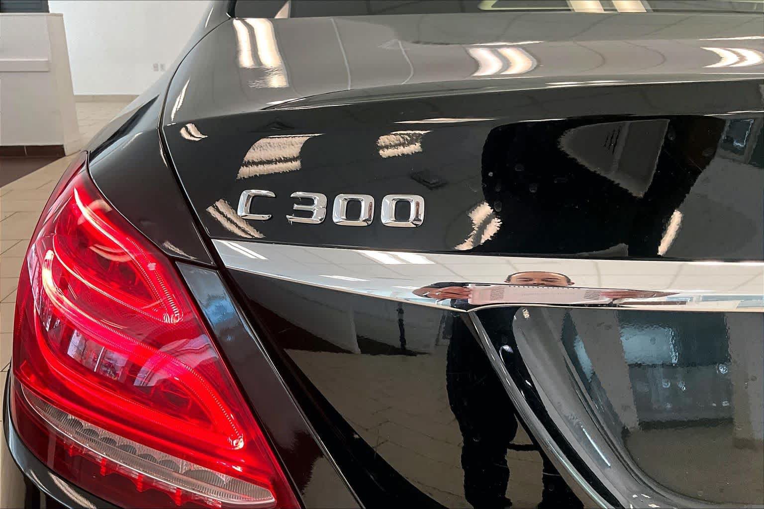 Used 2015 Mercedes-Benz C 300 4MATIC Sedan image 30