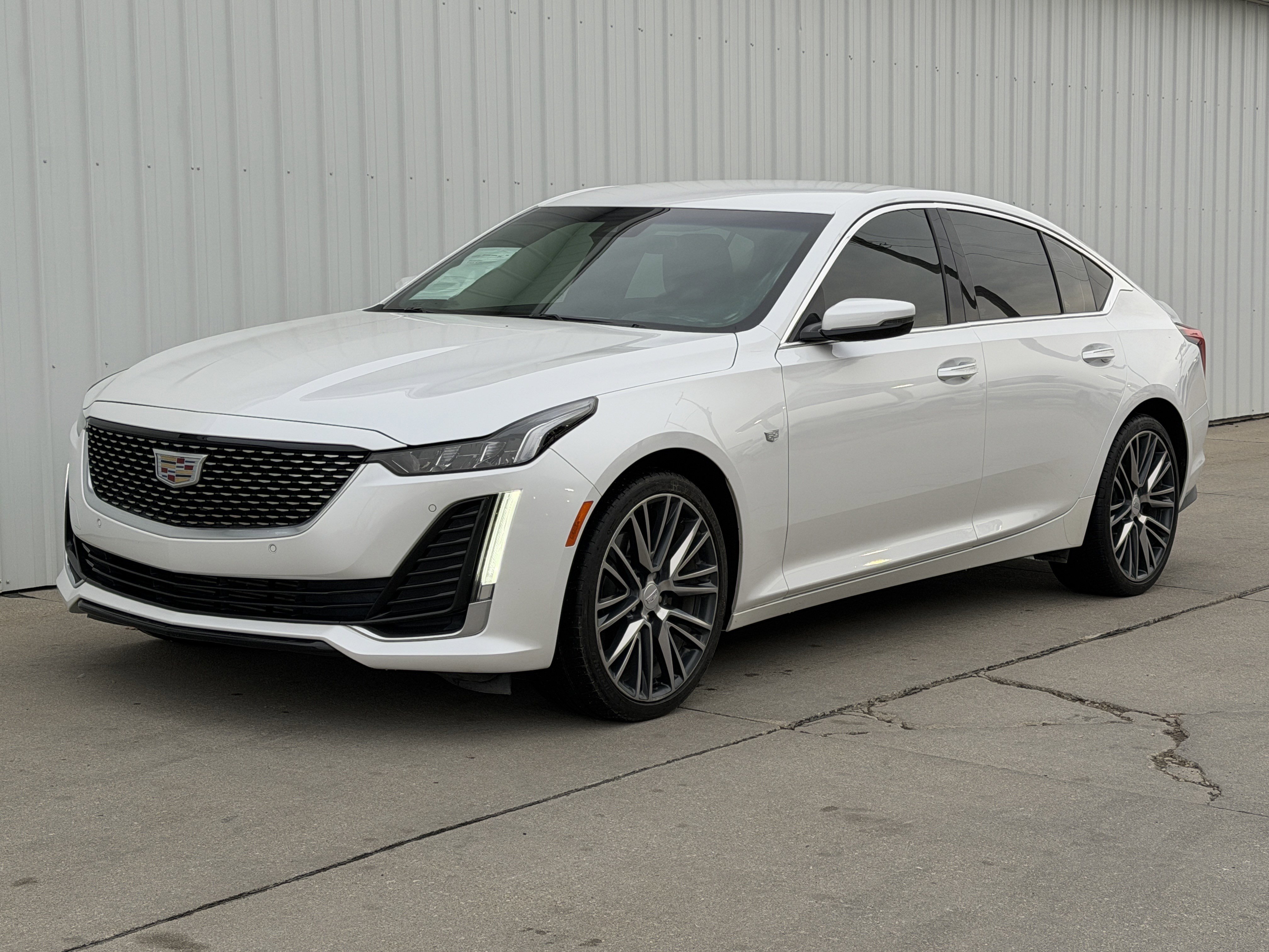 Used 2023 Cadillac CT5 Luxury AWD/4WD image 1
