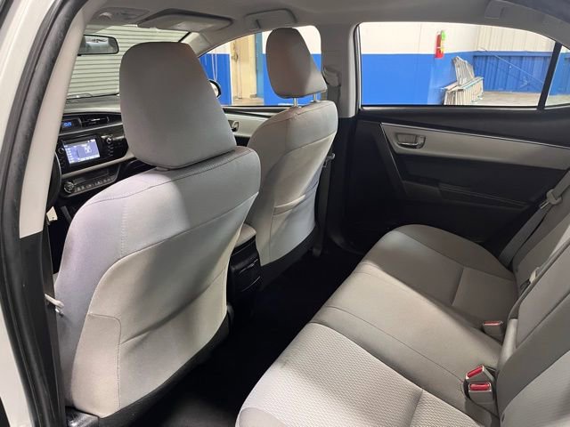 Used 2015 Toyota Corolla LE image 17