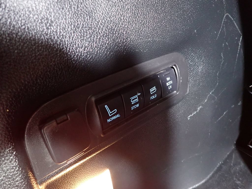 Used 2019 Ford Explorer Limited AWD/4WD image 18