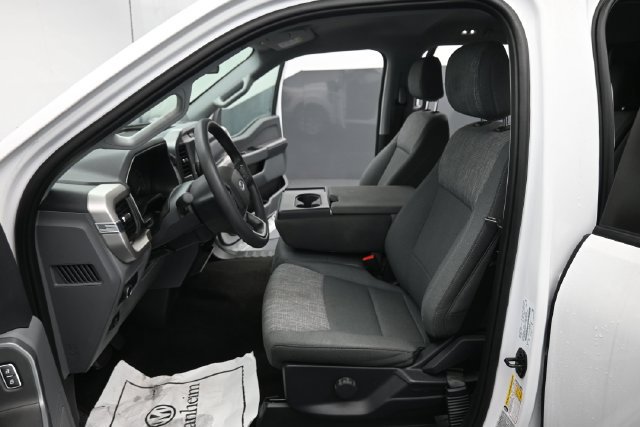 Used 2021 Ford F150 XLT AWD/4WD image 11