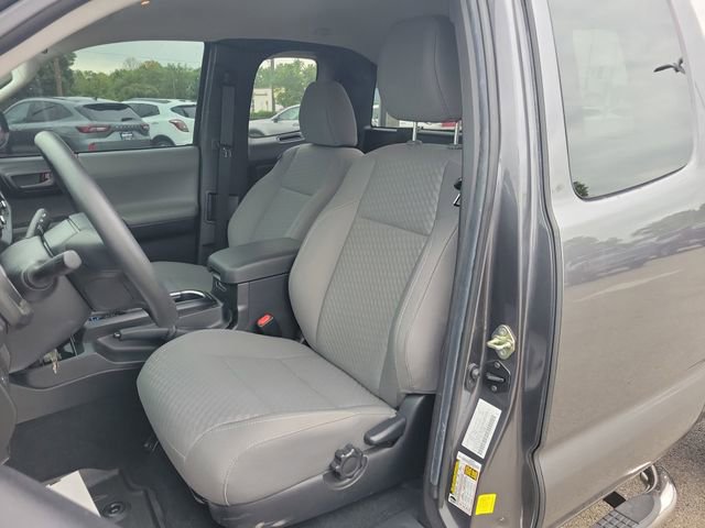 Used 2020 Toyota Tacoma SR AWD/4WD image 12