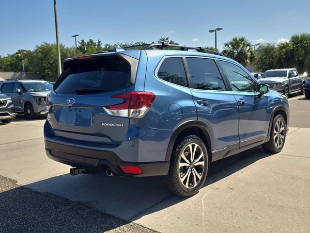 Used 2022 Subaru Forester Limited AWD/4WD image 8