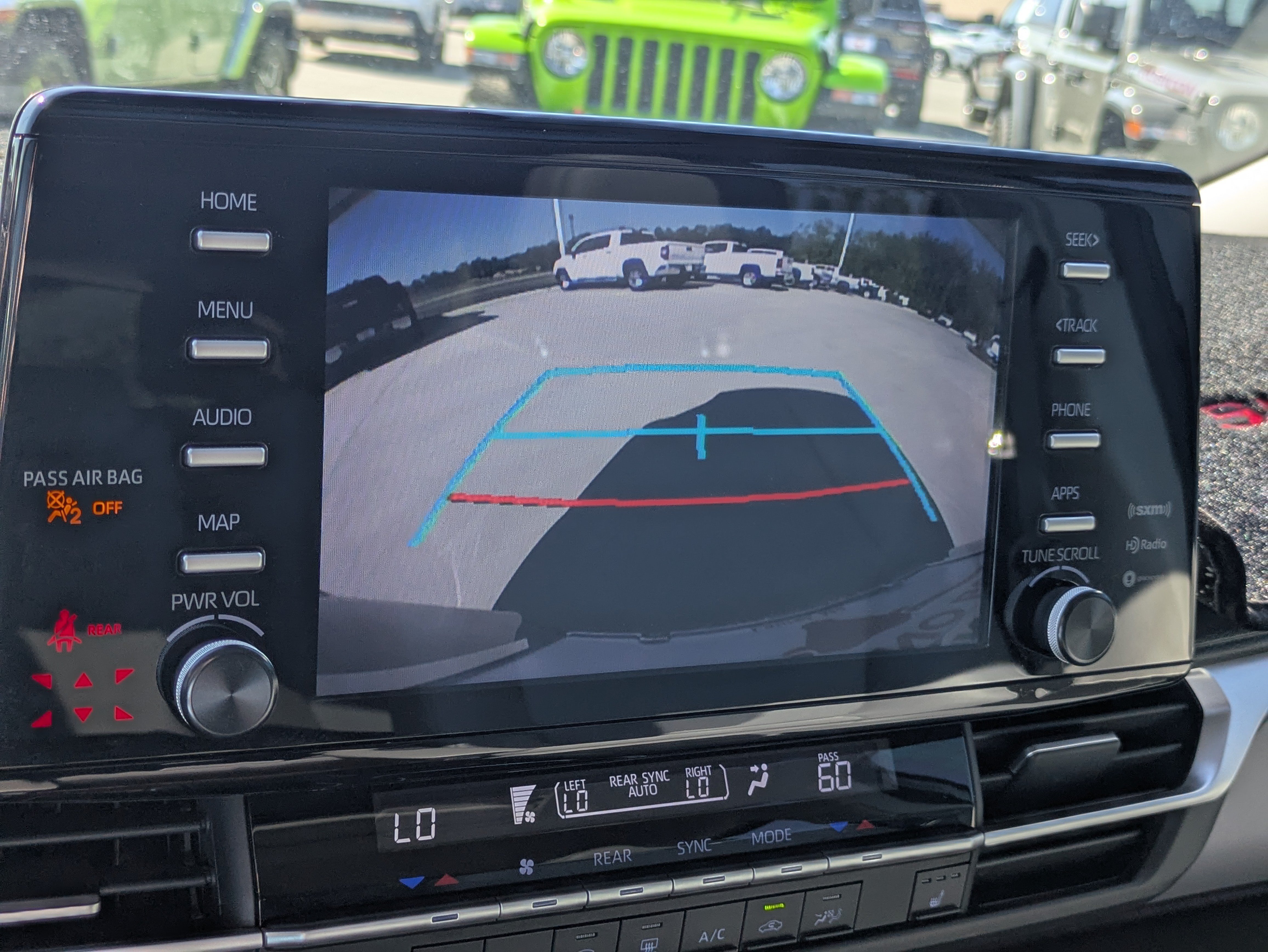 Certified 2021 Toyota Sienna XLE FWD image 22