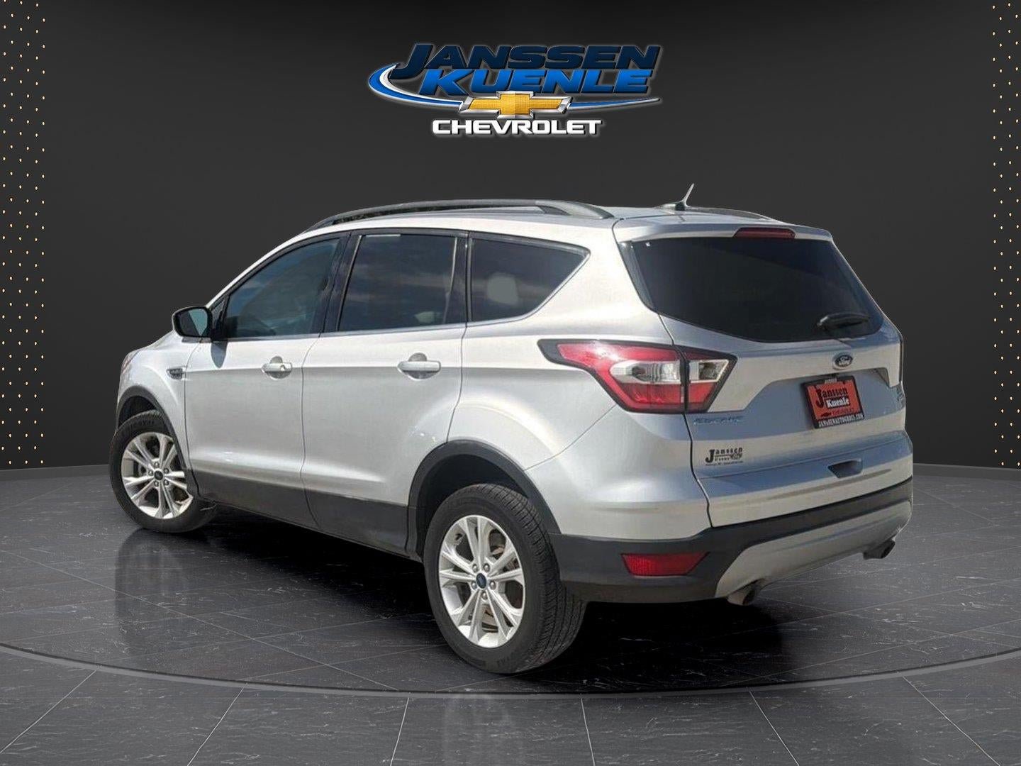 Used 2017 Ford Escape SE w/ SE Leather Comfort Package AWD/4WD image 3