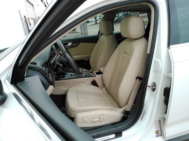 Used 2017 Audi A4 2.0T Premium Plus w/ Premium Plus Package AWD/4WD image 6