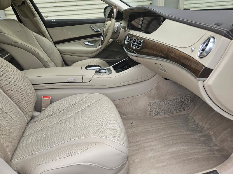 Used 2016 Mercedes-Benz S 550 4MATIC Sedan image 9