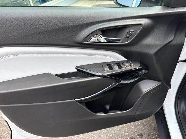 New 2026 Chevrolet Trax LT w/ Driver Confidence Package FWD image 7