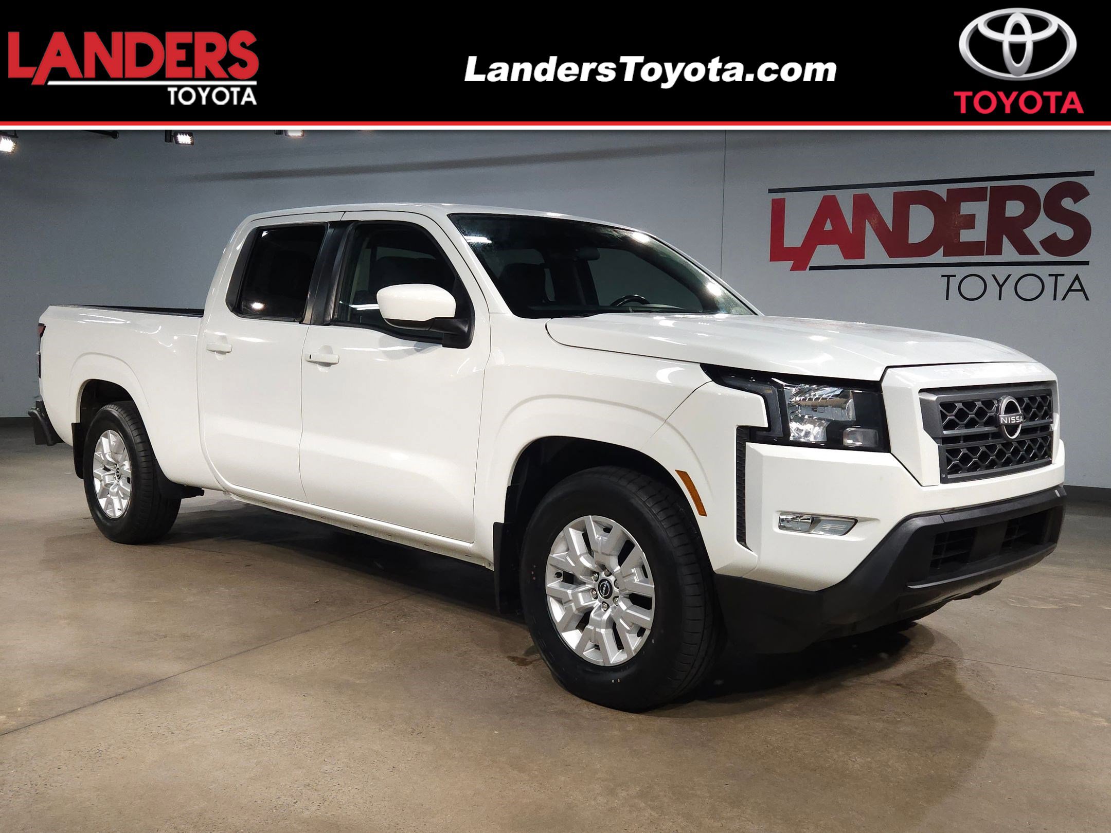 Used 2024 Nissan Frontier SV w/ Technology Package