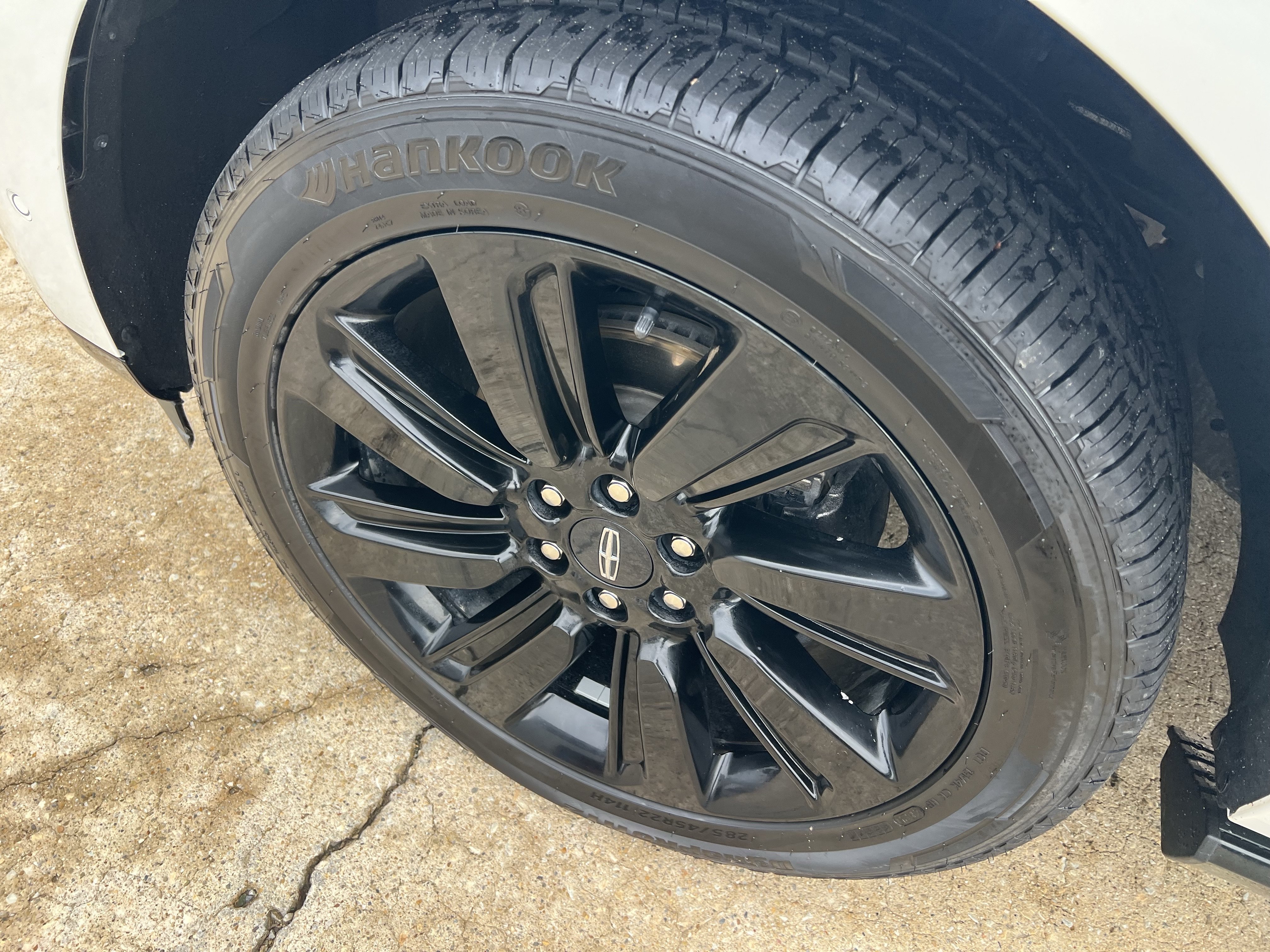 Used 2023 Lincoln Navigator L Reserve AWD/4WD image 9
