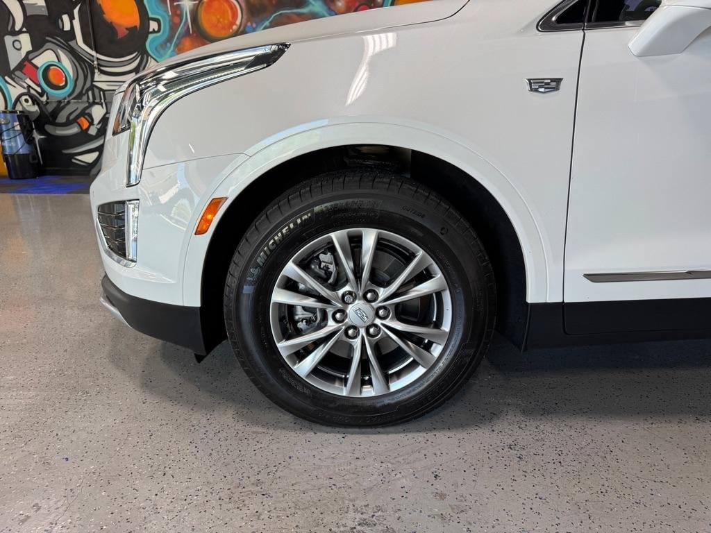 Used 2023 Cadillac XT5 Premium Luxury w/ LPO, Floor Liner Package AWD/4WD image 24