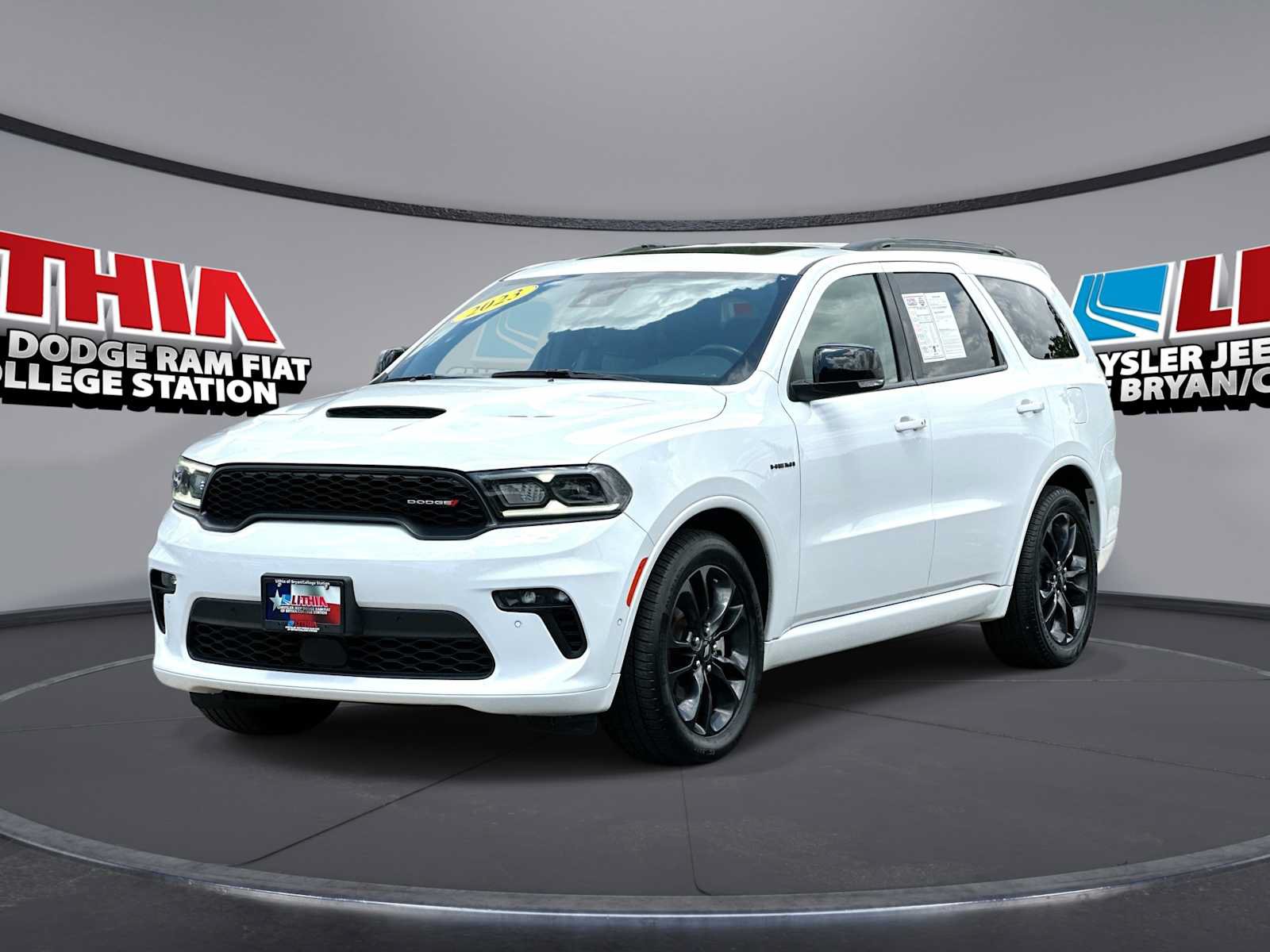 Used 2023 Dodge Durango R/T AWD/4WD image 1