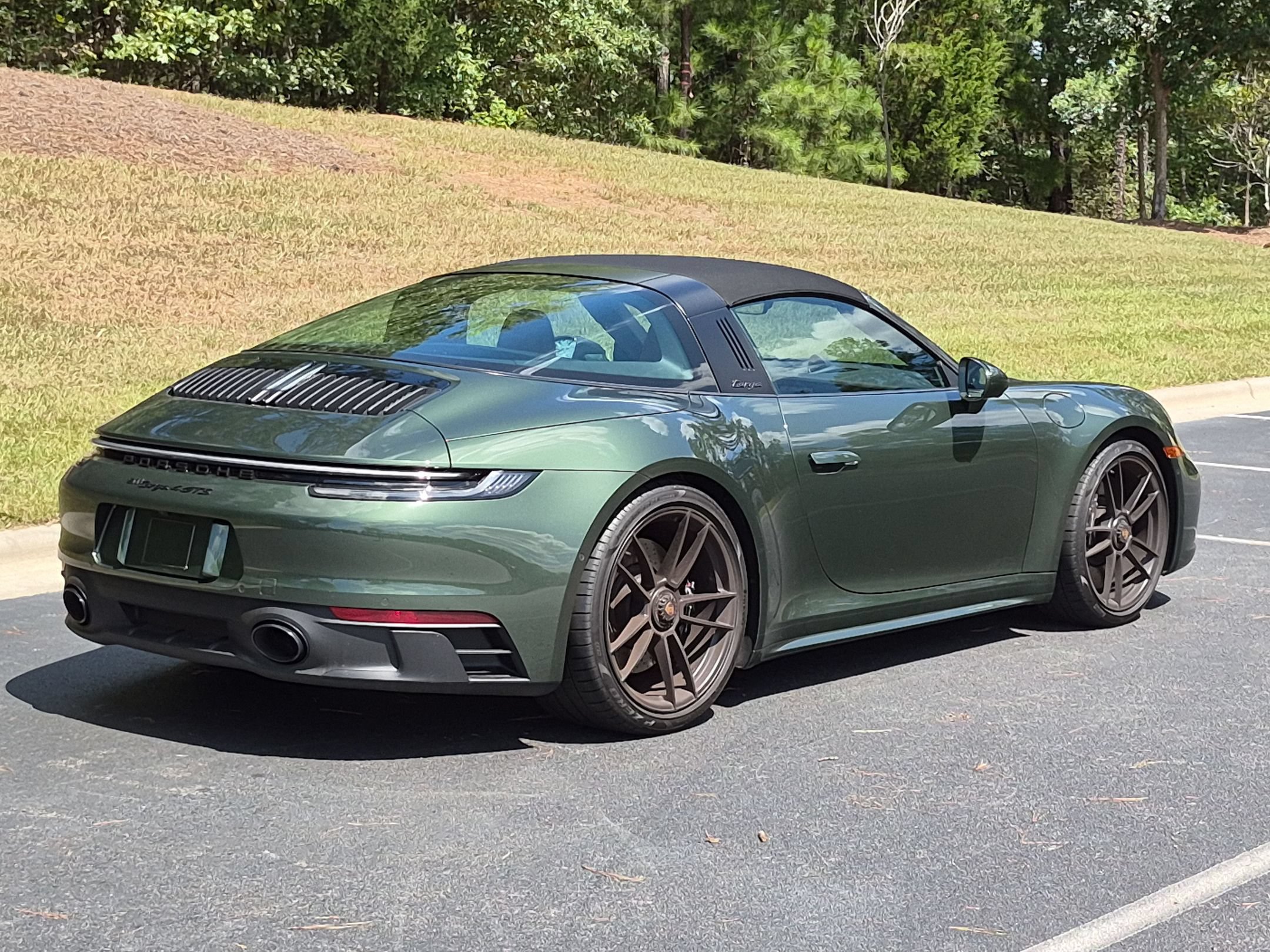 Certified 2024 Porsche 911 Targa 4 GTS AWD/4WD image 23