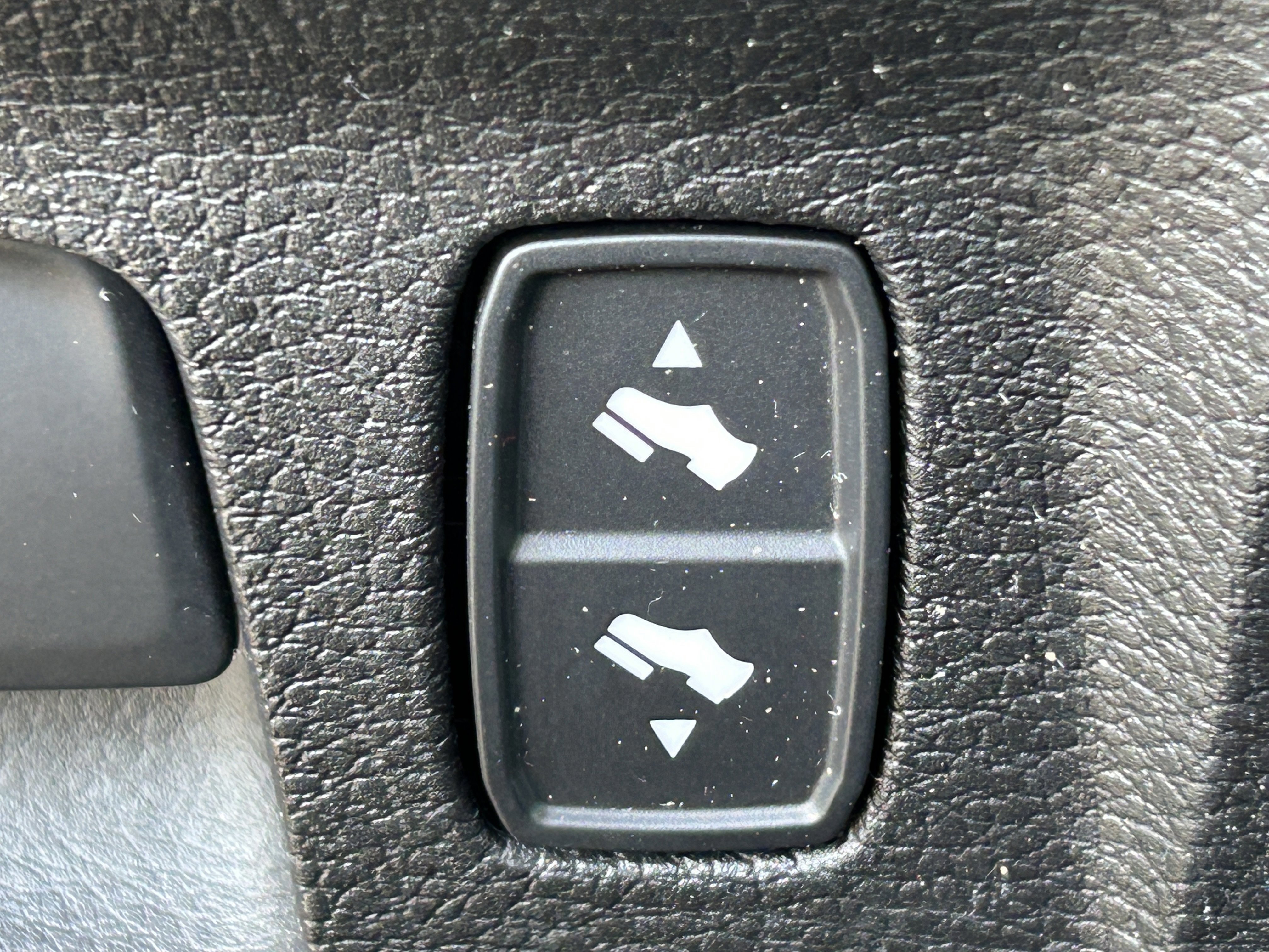 Used 2021 RAM 1500 Rebel w/ Rebel Level 2 Equipment Group AWD/4WD image 27