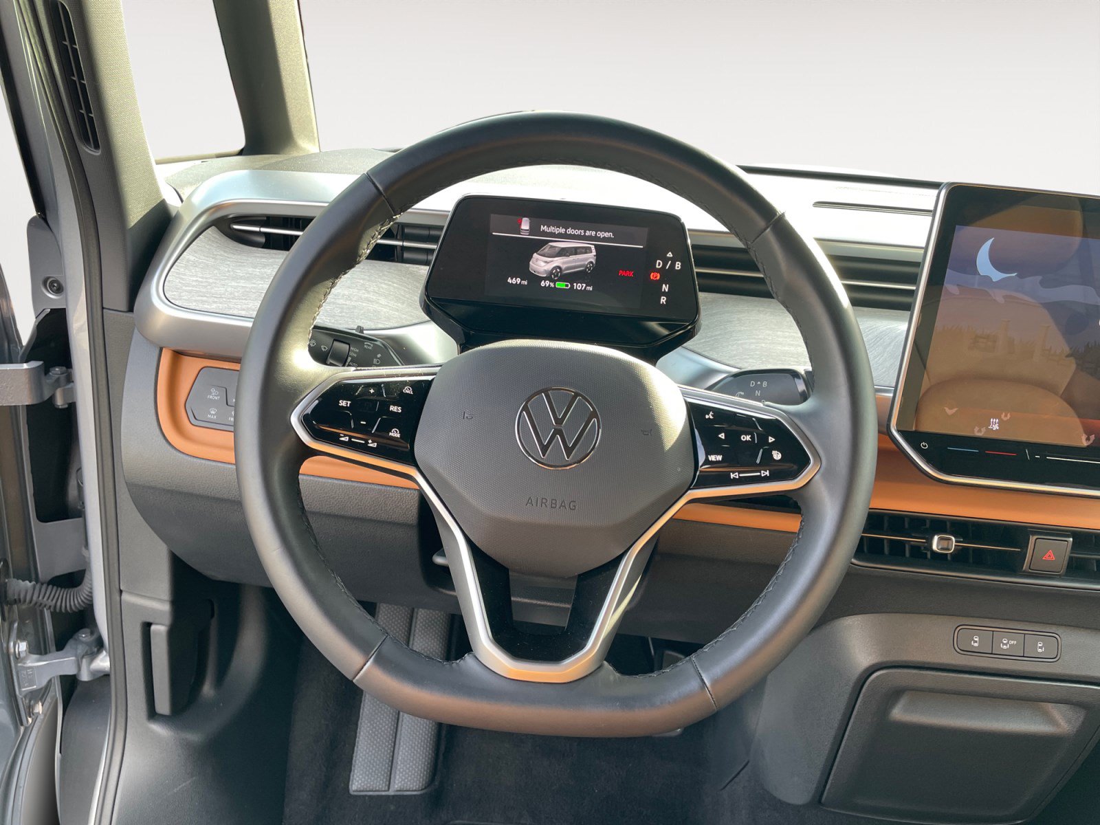 Used 2025 Volkswagen ID. Buzz Pro S Plus AWD/4WD image 15
