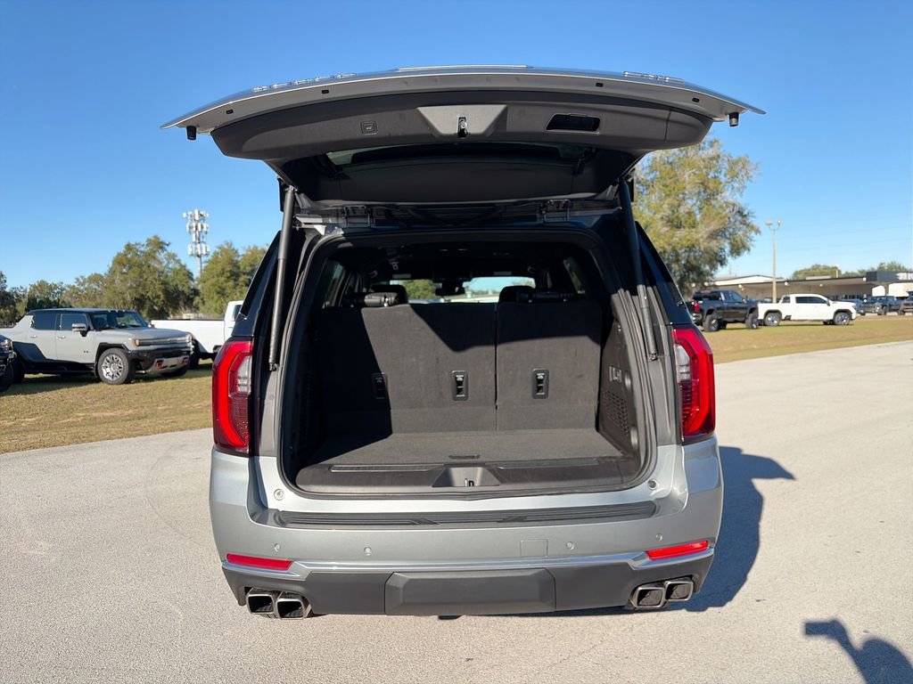 Certified 2025 GMC Yukon Denali image 26