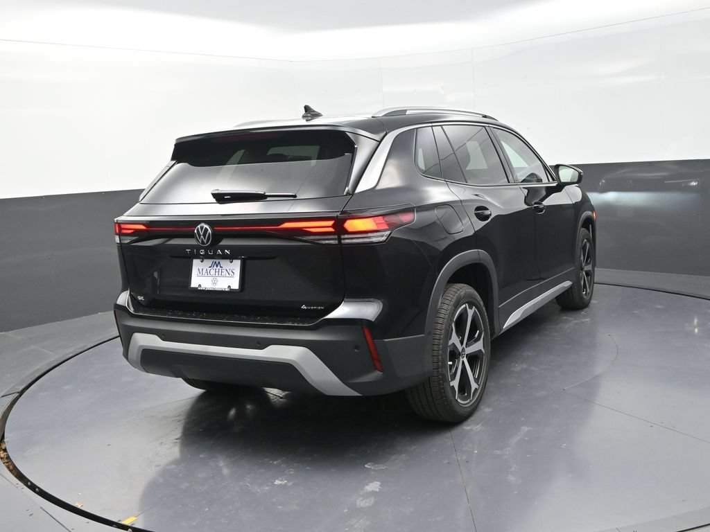 New 2026 Volkswagen Tiguan SE AWD/4WD image 10