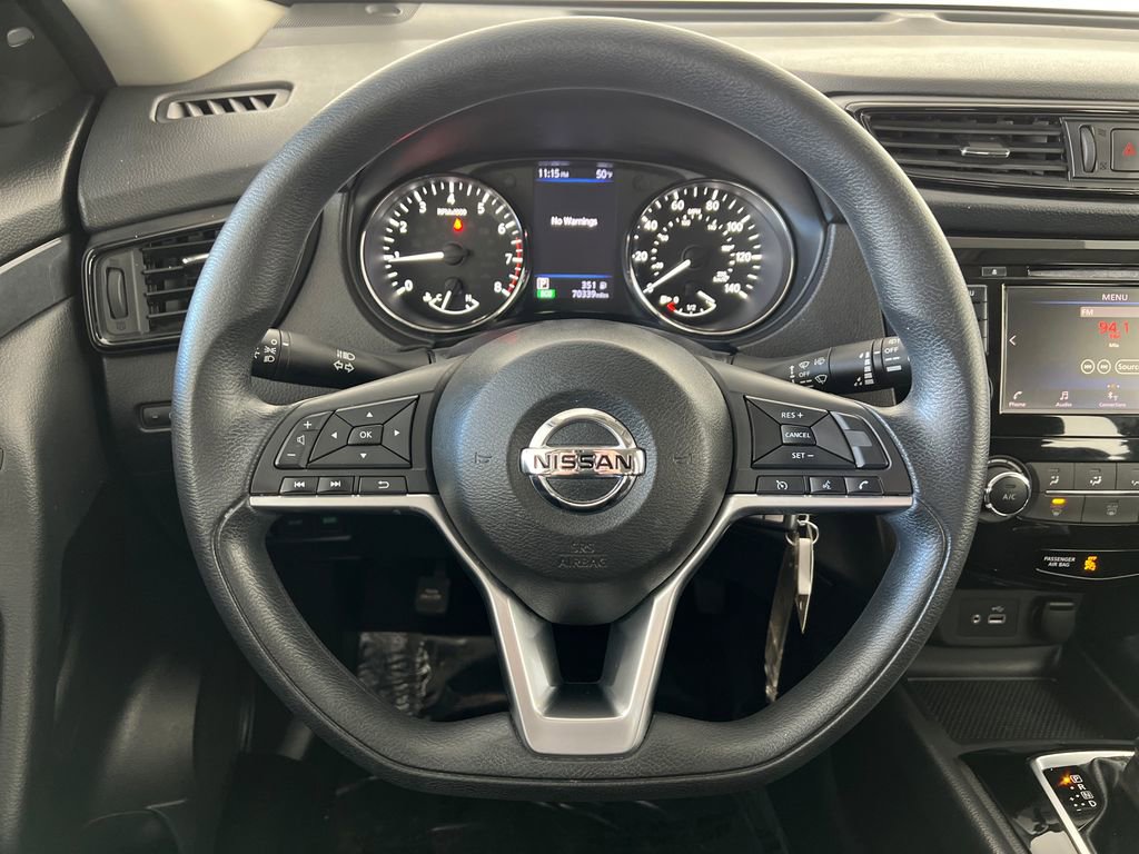 Used 2018 Nissan Rogue S image 18