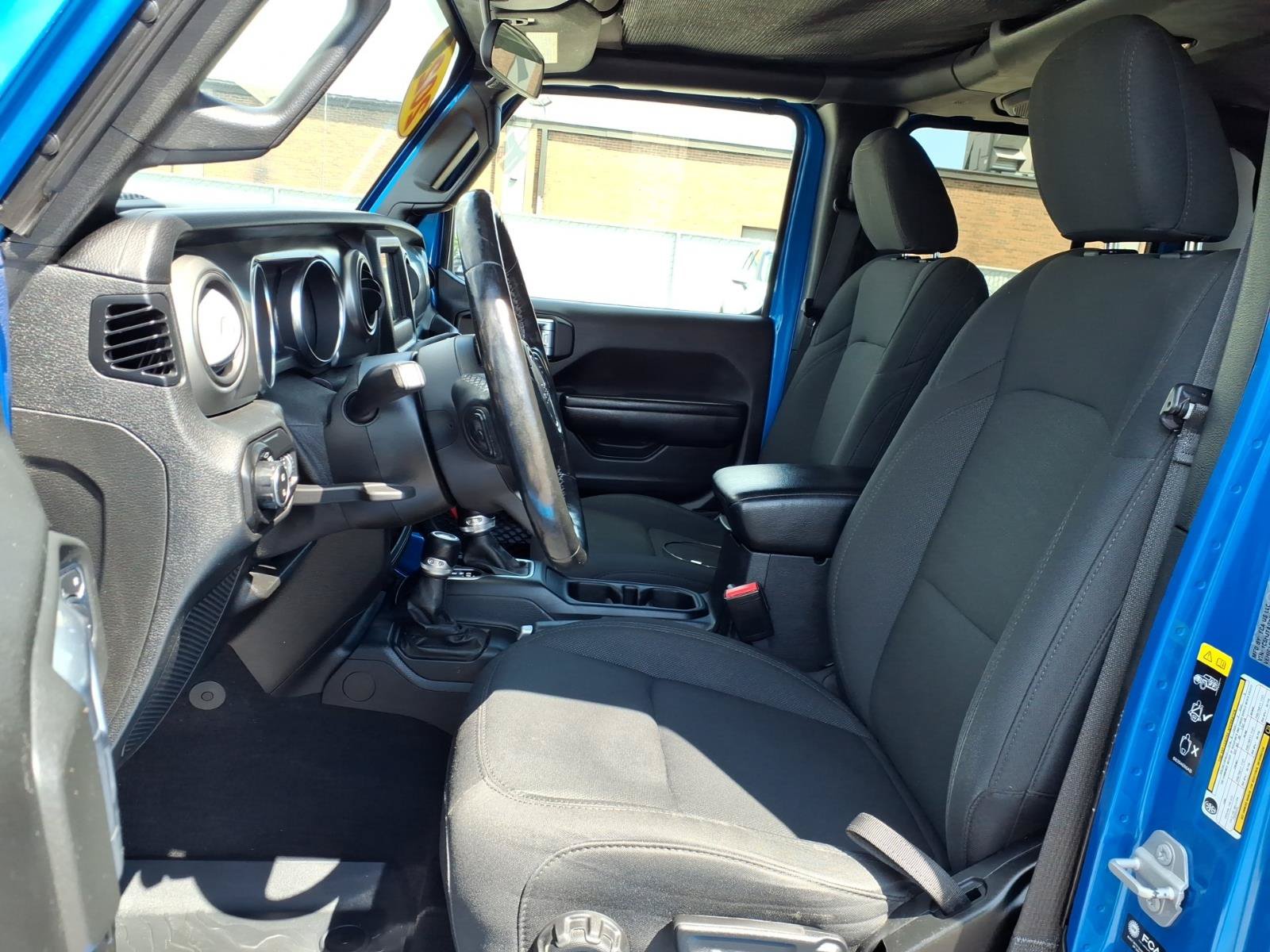 Used 2021 Jeep Gladiator Sport AWD/4WD image 15