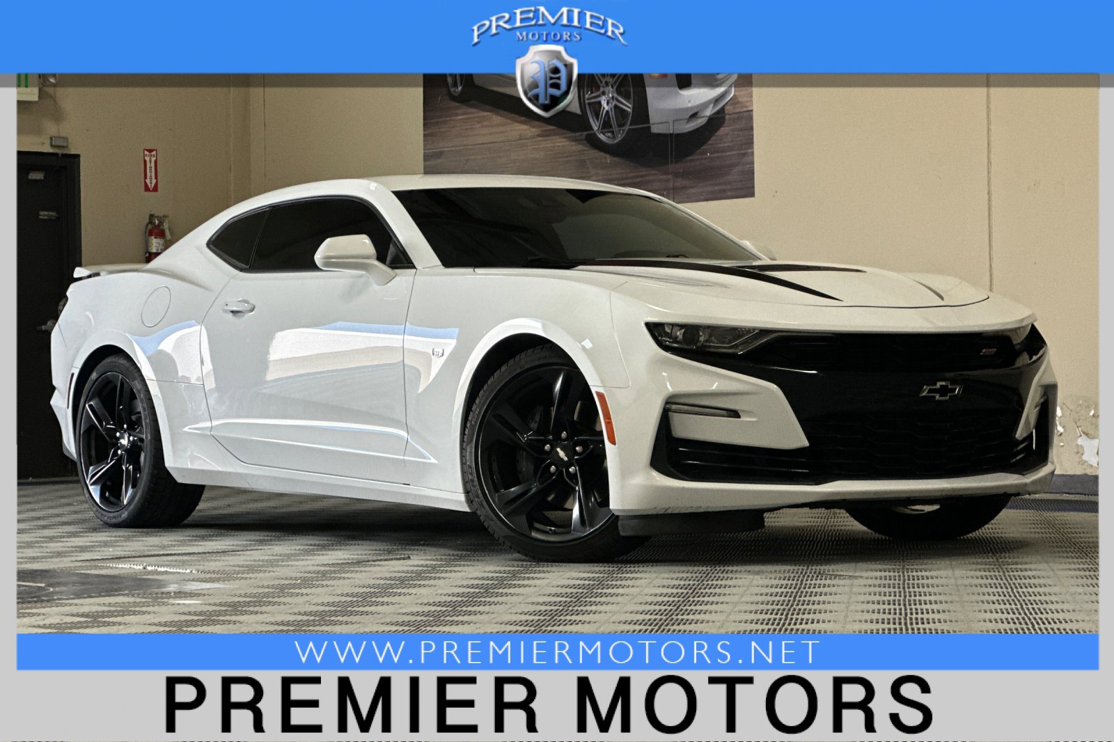Used 2019 Chevrolet Camaro SS RWD image 1