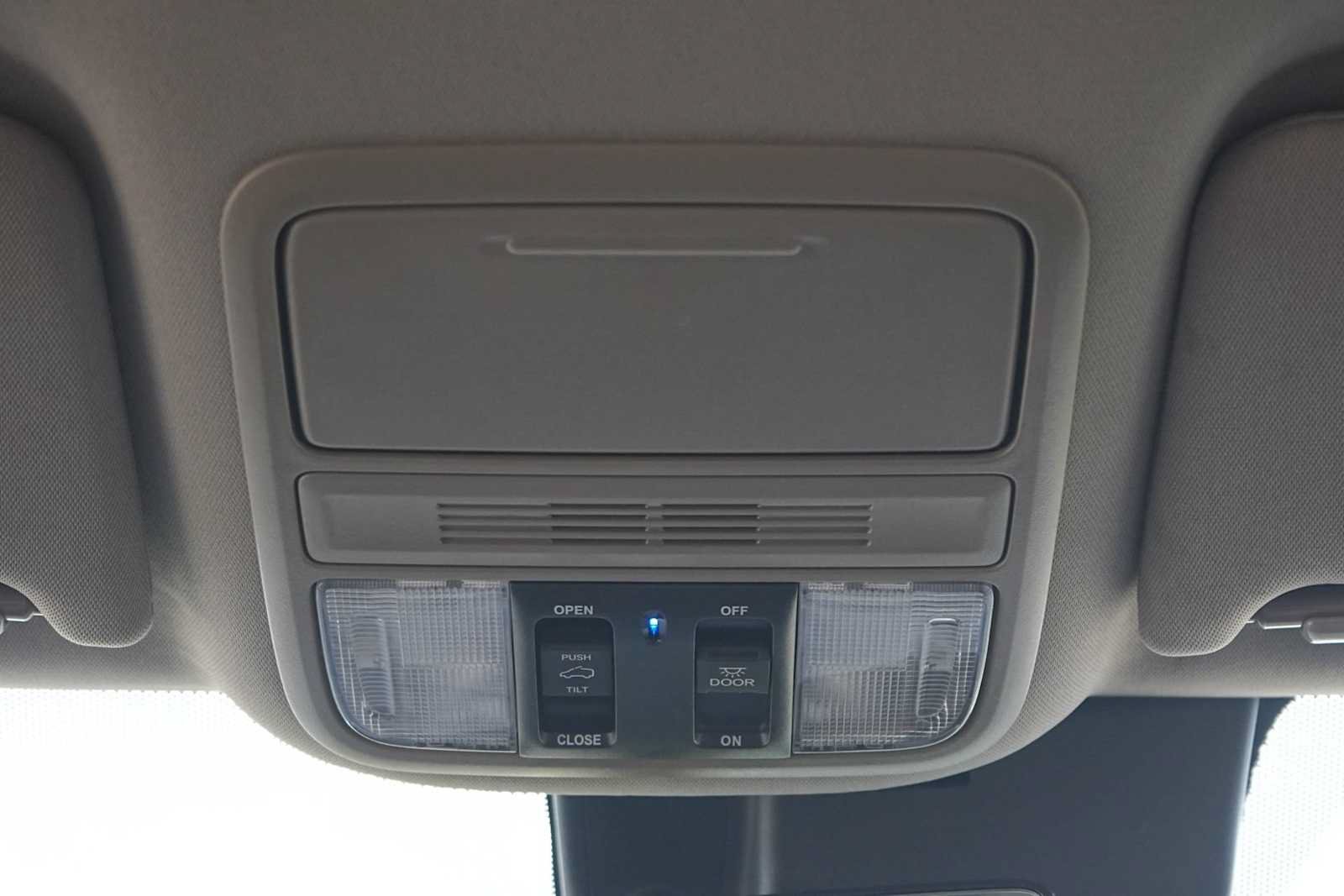 Used 2022 Honda Pilot EX-L image 23