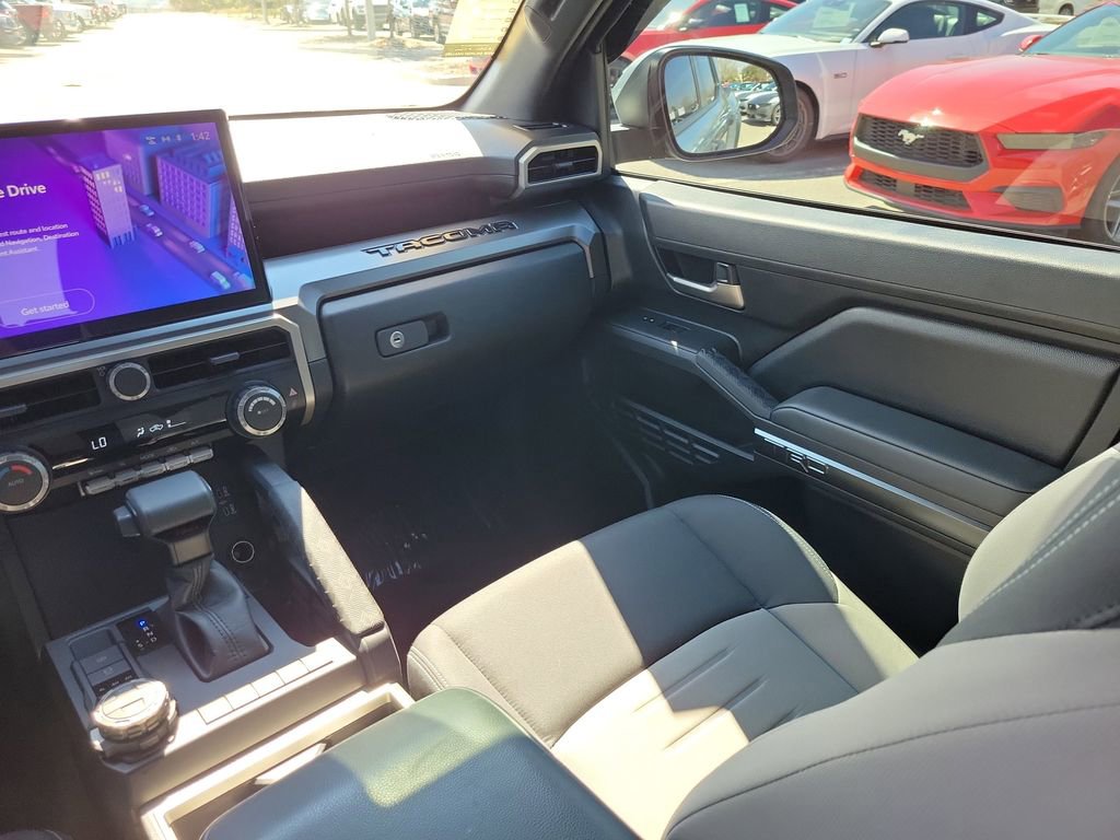 Used 2024 Toyota Tacoma TRD Off-Road image 14