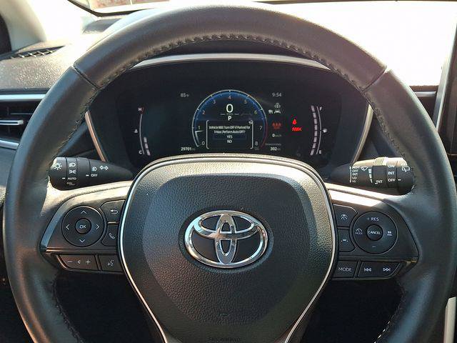 Certified 2023 Toyota Corolla Cross XLE w/ Convenience Package AWD/4WD image 19
