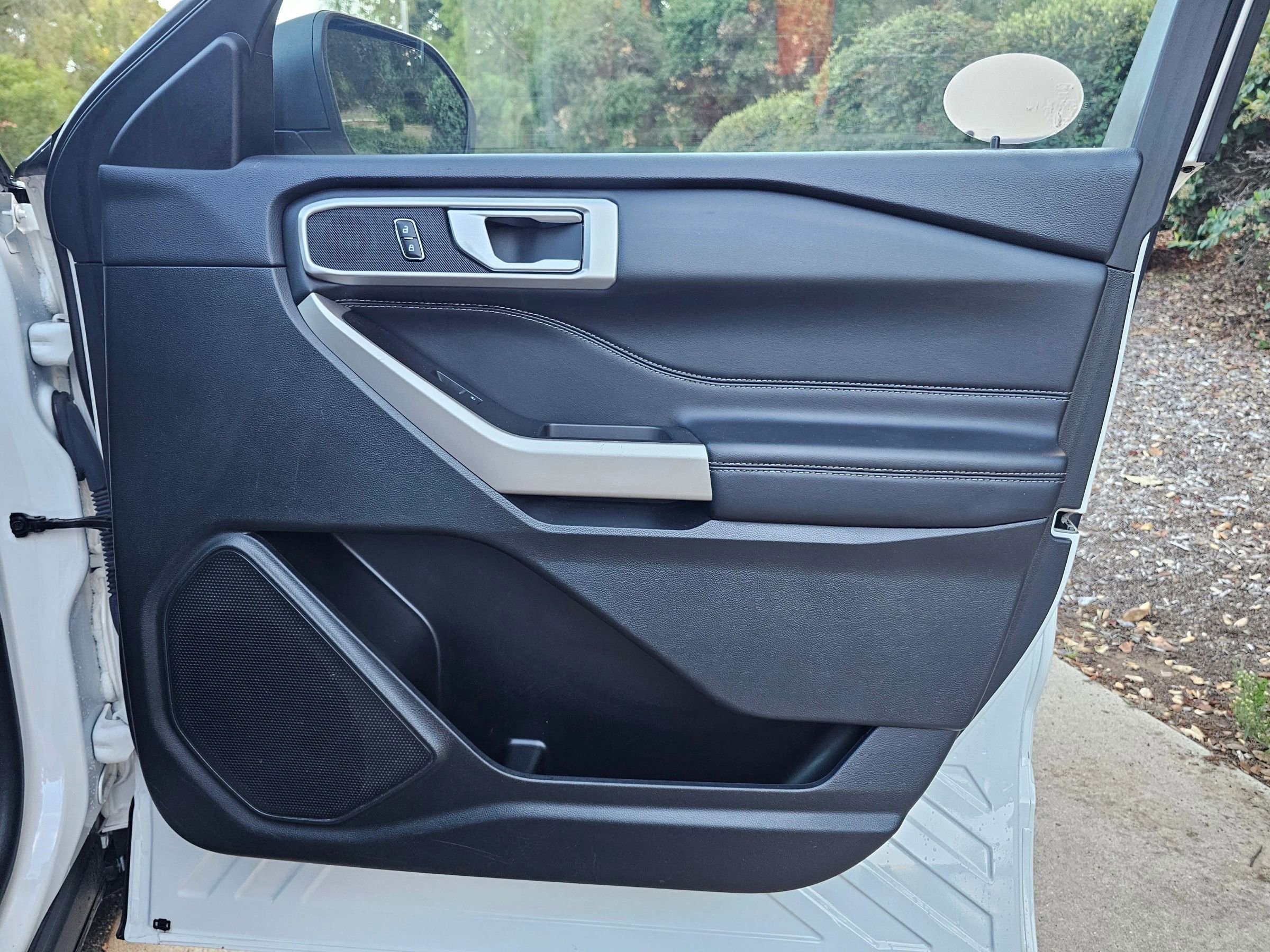 Used 2023 Ford Explorer XLT w/ Equipment Group 202A image 29