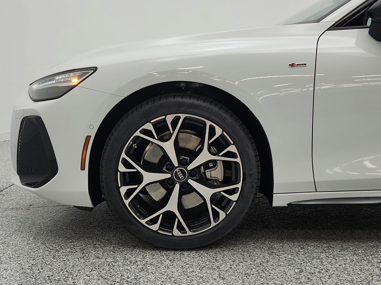 New 2026 Audi A6 Premium Plus AWD/4WD image 15