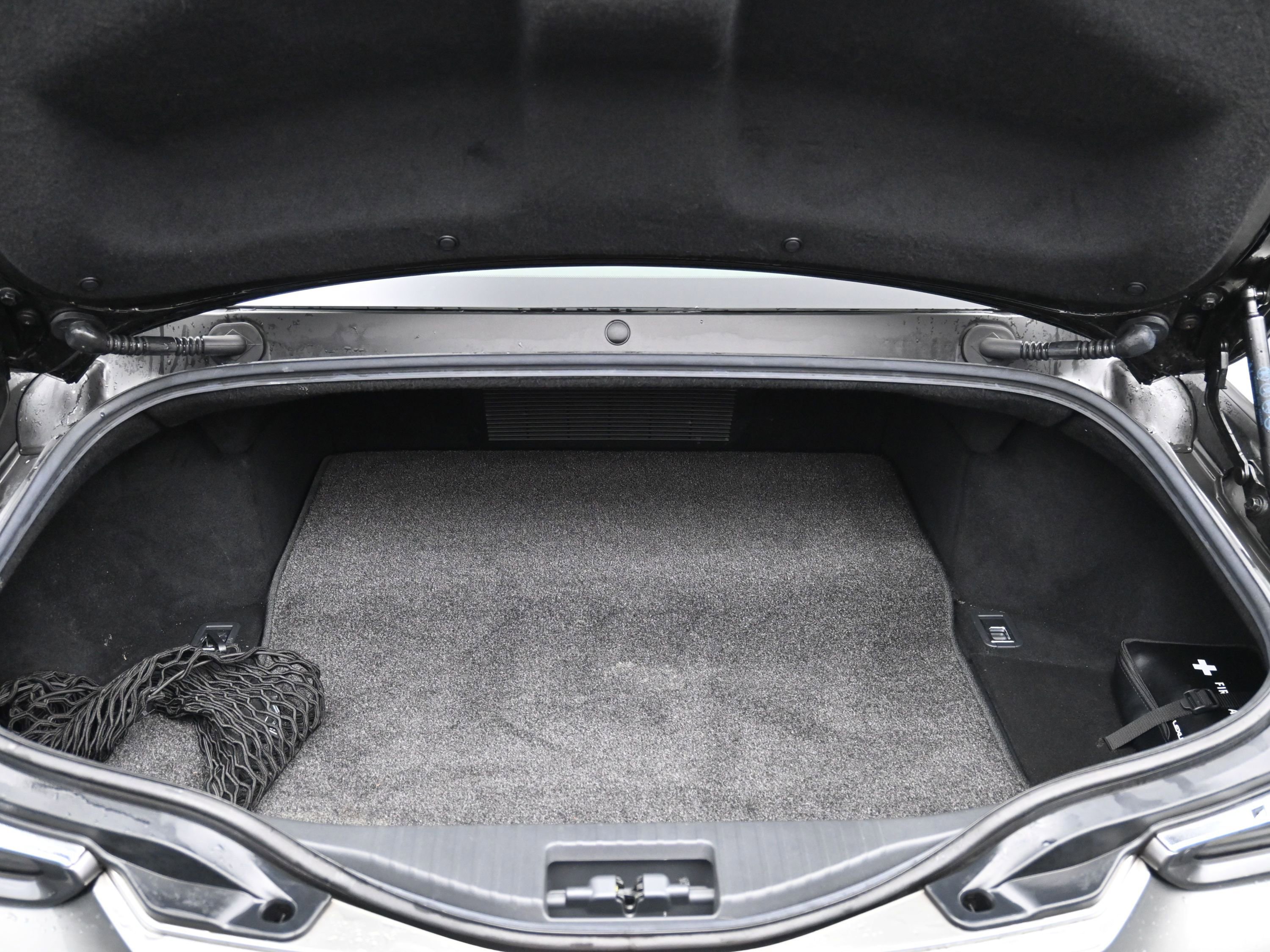 Used 2018 Lexus LC 500 Coupe w/ Touring Package image 17