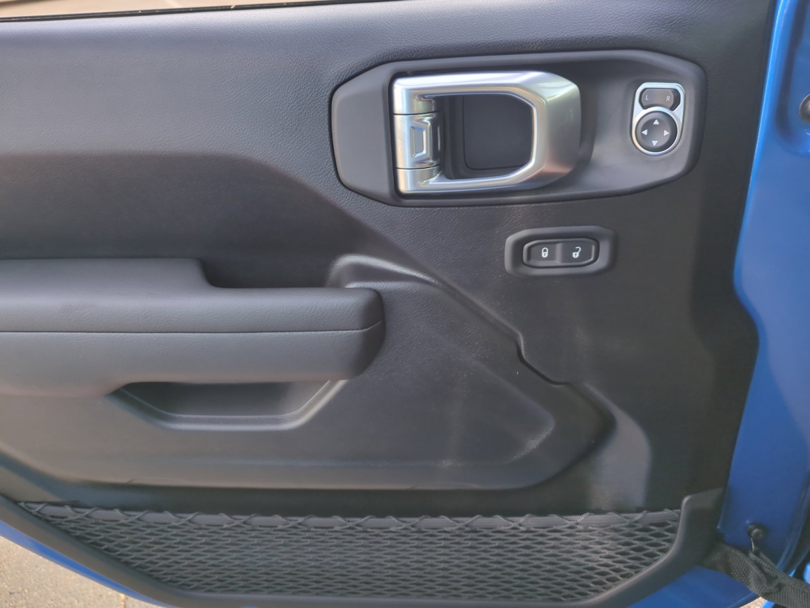 New 2026 Jeep Wrangler Unlimited Sport AWD/4WD image 13