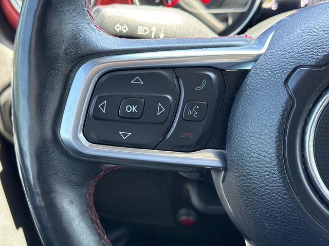 Used 2019 Jeep Wrangler Unlimited Rubicon w/ Cold Weather Group AWD/4WD image 24