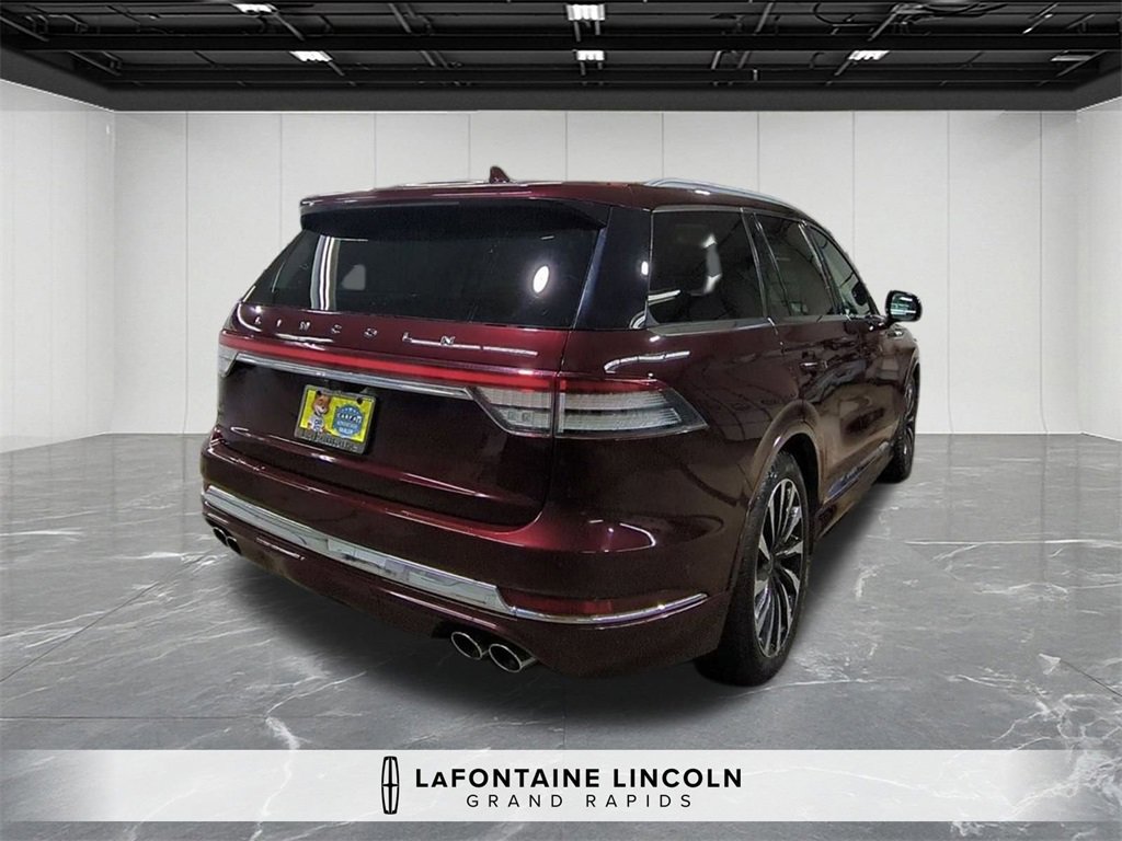 Certified 2020 Lincoln Aviator Black Label Grand Touring w/ Class IV Trailer Tow Package image 5