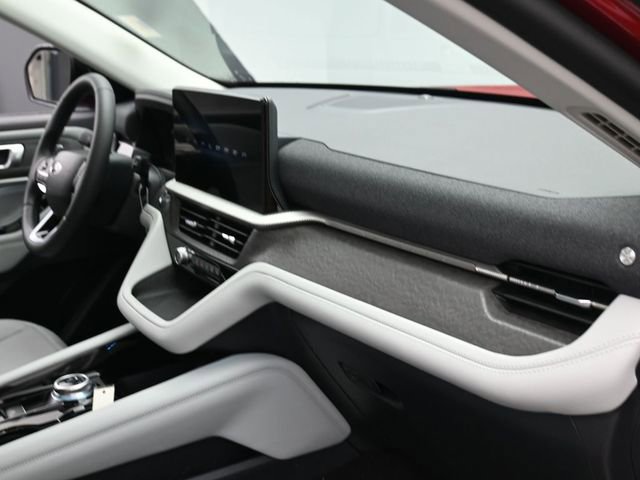 New 2026 Ford Explorer Platinum w/ LUX Leather Package image 29