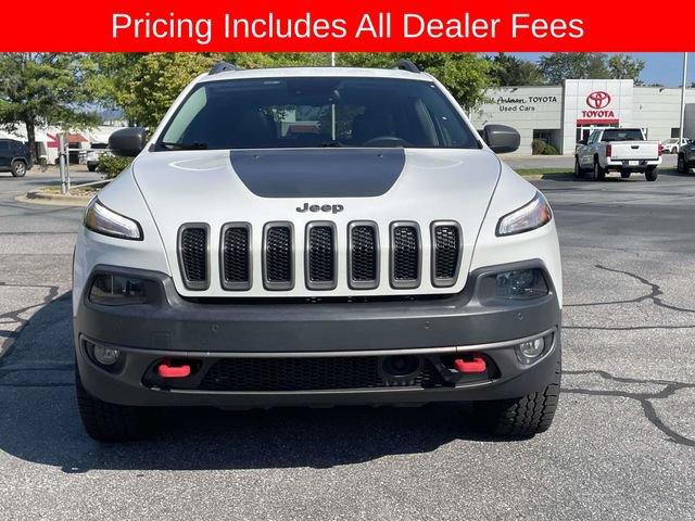 Used 2017 Jeep Cherokee Trailhawk AWD/4WD image 8