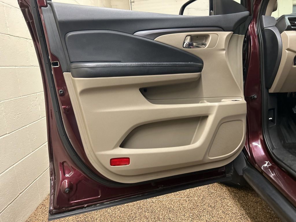 Used 2017 Honda Pilot EX-L image 13