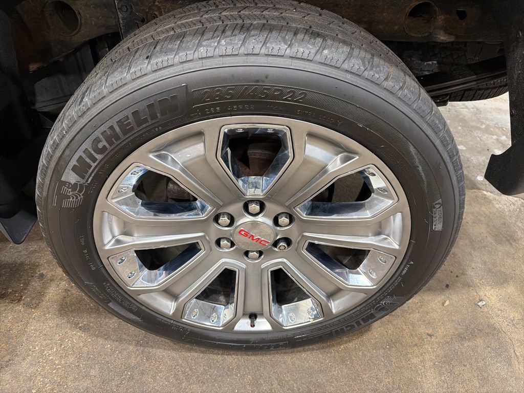 Used 2018 GMC Sierra 1500 Denali w/ Denali Ultimate Package AWD/4WD image 29