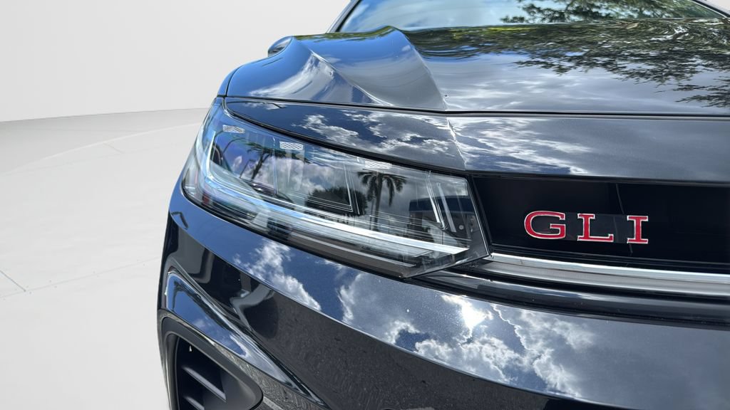 Used 2025 Volkswagen Jetta GLI Autobahn FWD image 36