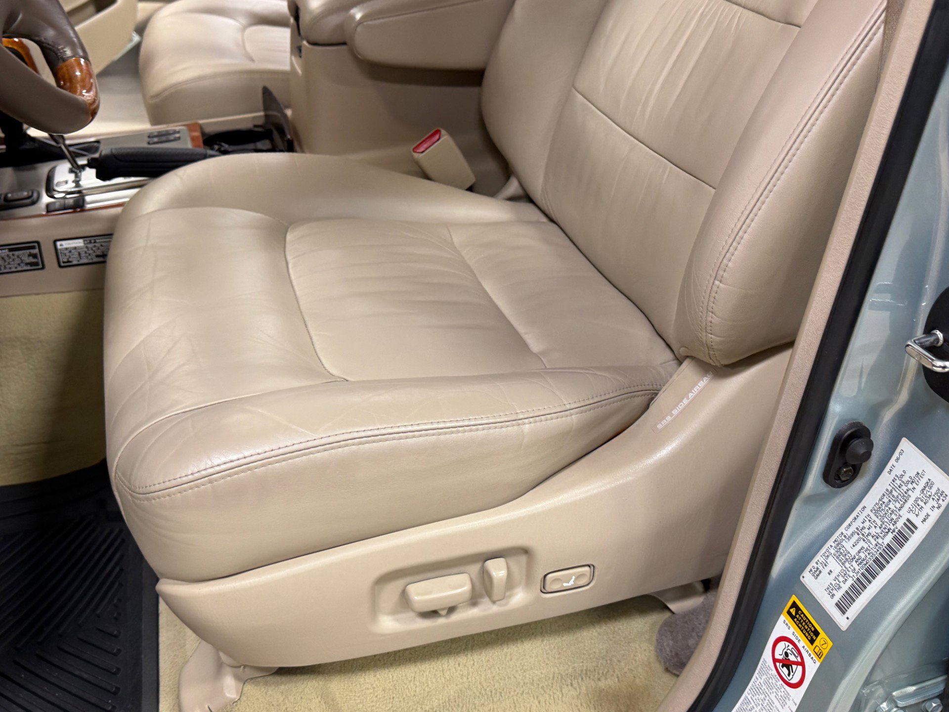 Used 2003 Lexus LX 470 4WD image 23