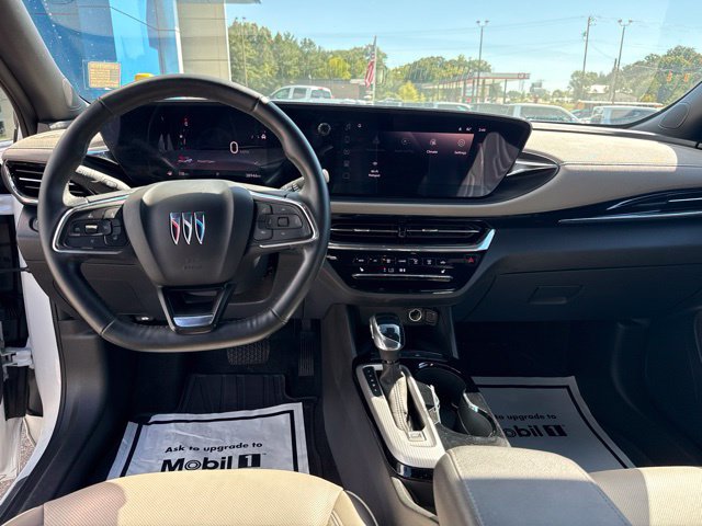 Used 2025 Buick Envista Avenir FWD image 23