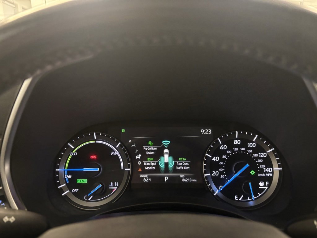 Used 2021 Toyota Highlander XLE image 17